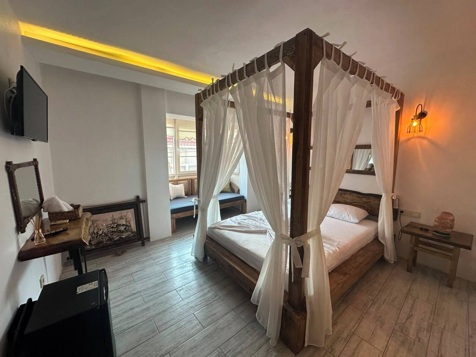 Habitación Deluxe, vista a la ciudad | Wifi gratis 