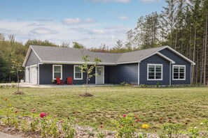 Exterior - Blissful Betsie - Private Hot Tub and Pet Friendly Fenced Yard in Interlochen (Interlochen)