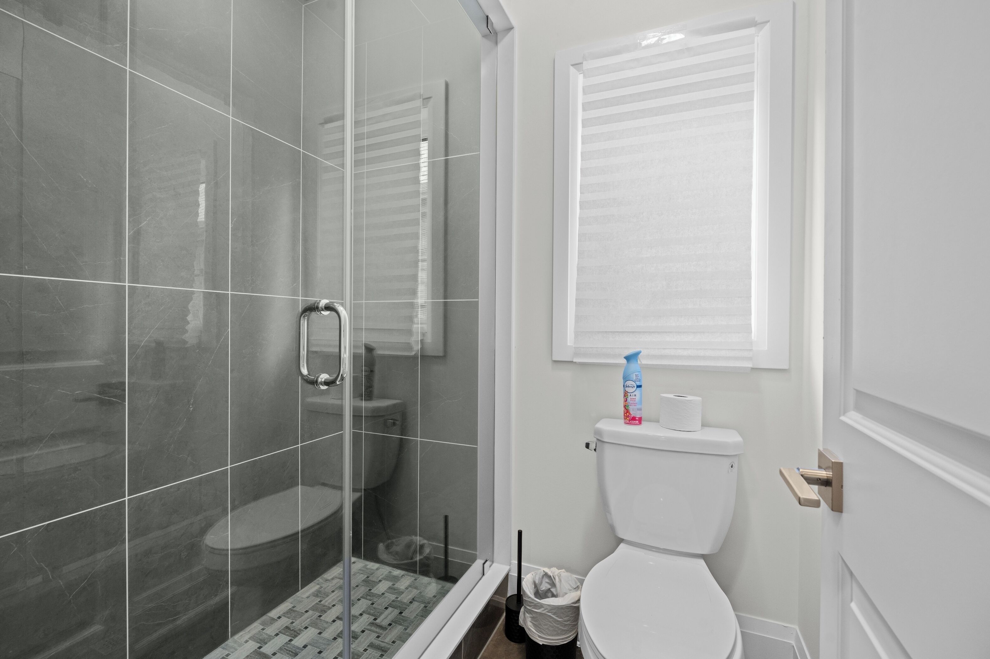 Casa de lujo, 4 habitaciones, vista al jardín | Baño | Tina y regadera independientes y tina profunda 