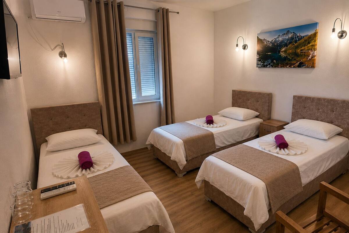 Chambre Triple Confort | Wi-Fi gratuit