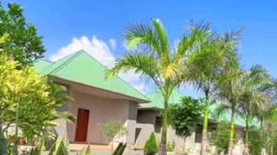 KP PAKI HOTELS & APARTMENTS