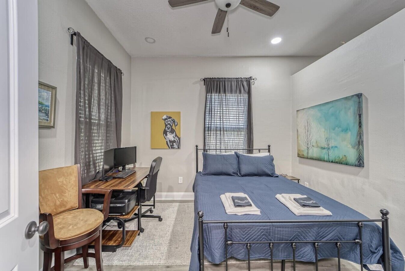 3 bedrooms, desk, iron/ironing board, WiFi