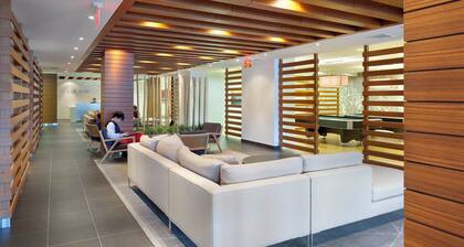 Dan Leckie Apartments