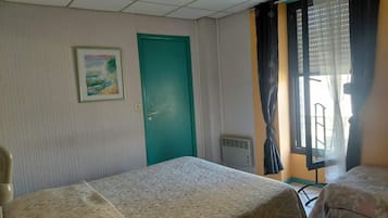 1 bedroom, WiFi, bed sheets