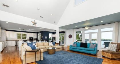 Big Water Lodge | Hot Tub, Fire Pit, & Lake Views