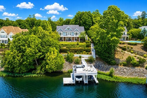 Big Water Lodge | Hot Tub, Fire Pit, & Lake Views