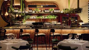 Bar (in der Unterkunft)