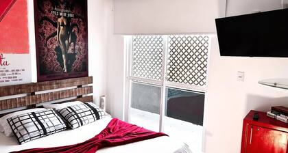 Penthouse with ocean view, one block from the beach, with private garage.