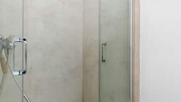 Een douche, een haardroger