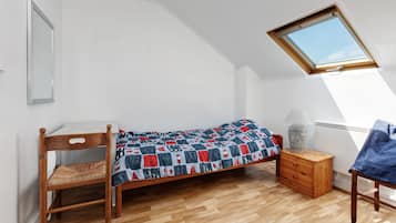3 bedrooms, WiFi, bed sheets