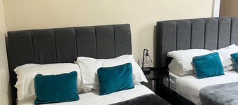Tudors eSuites - Budget Apartments