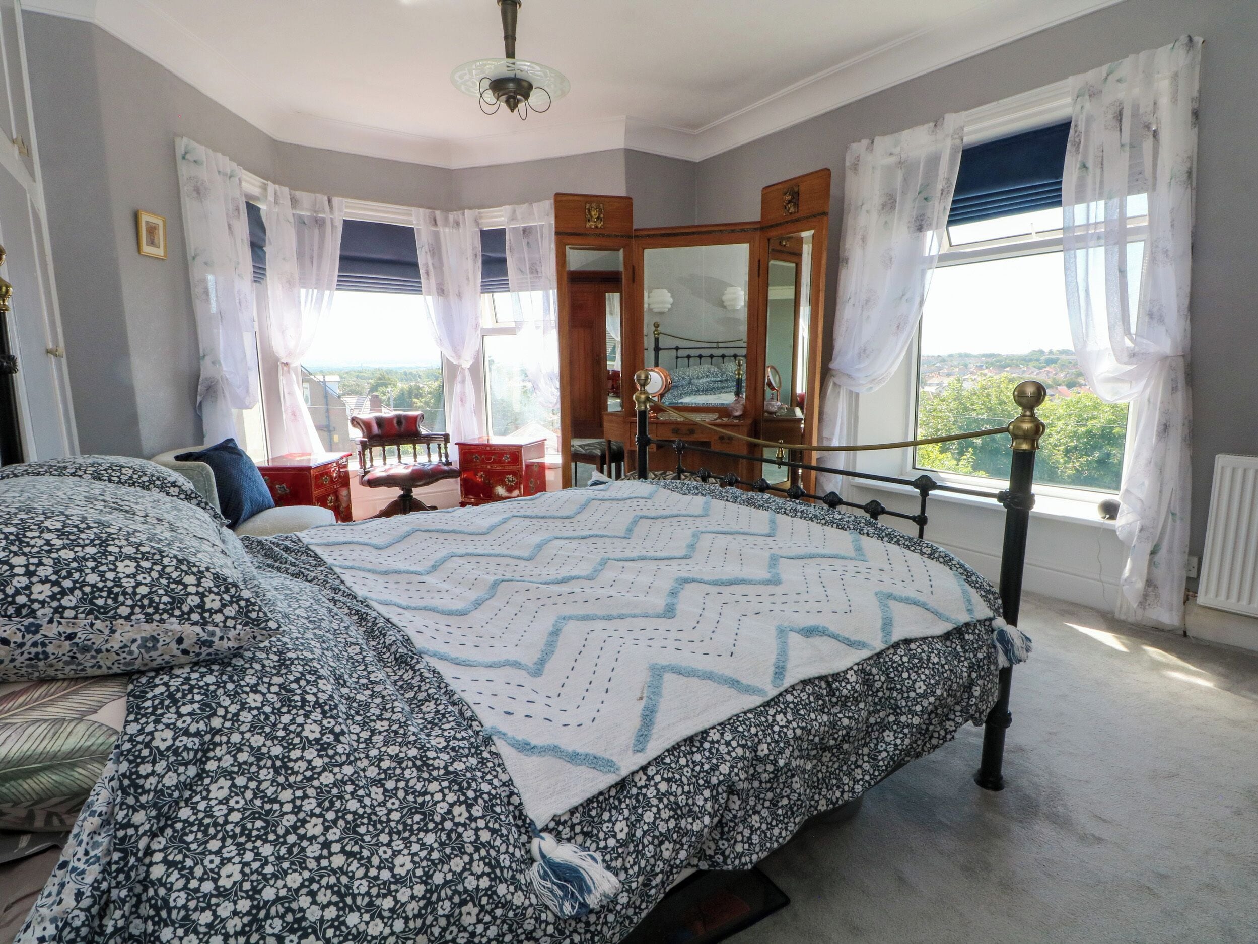 2 bedrooms, WiFi (free), individually decorated, individually furnished