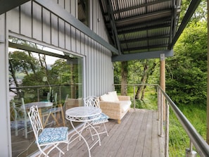 Unclassified image, 5 of 35, button - Osprey Boathouse (Aberfeldy)