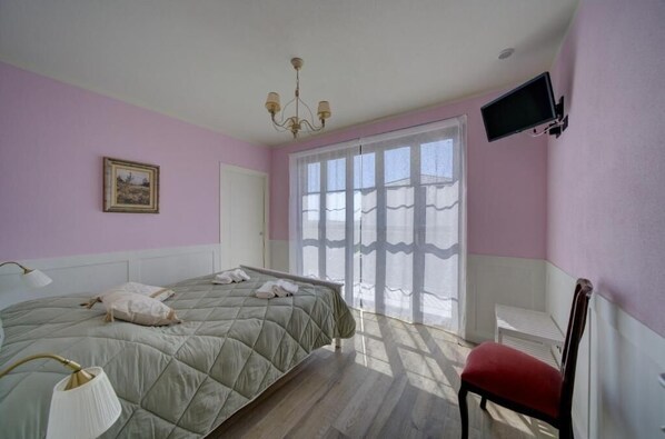 Double Room, Balcony, Garden View