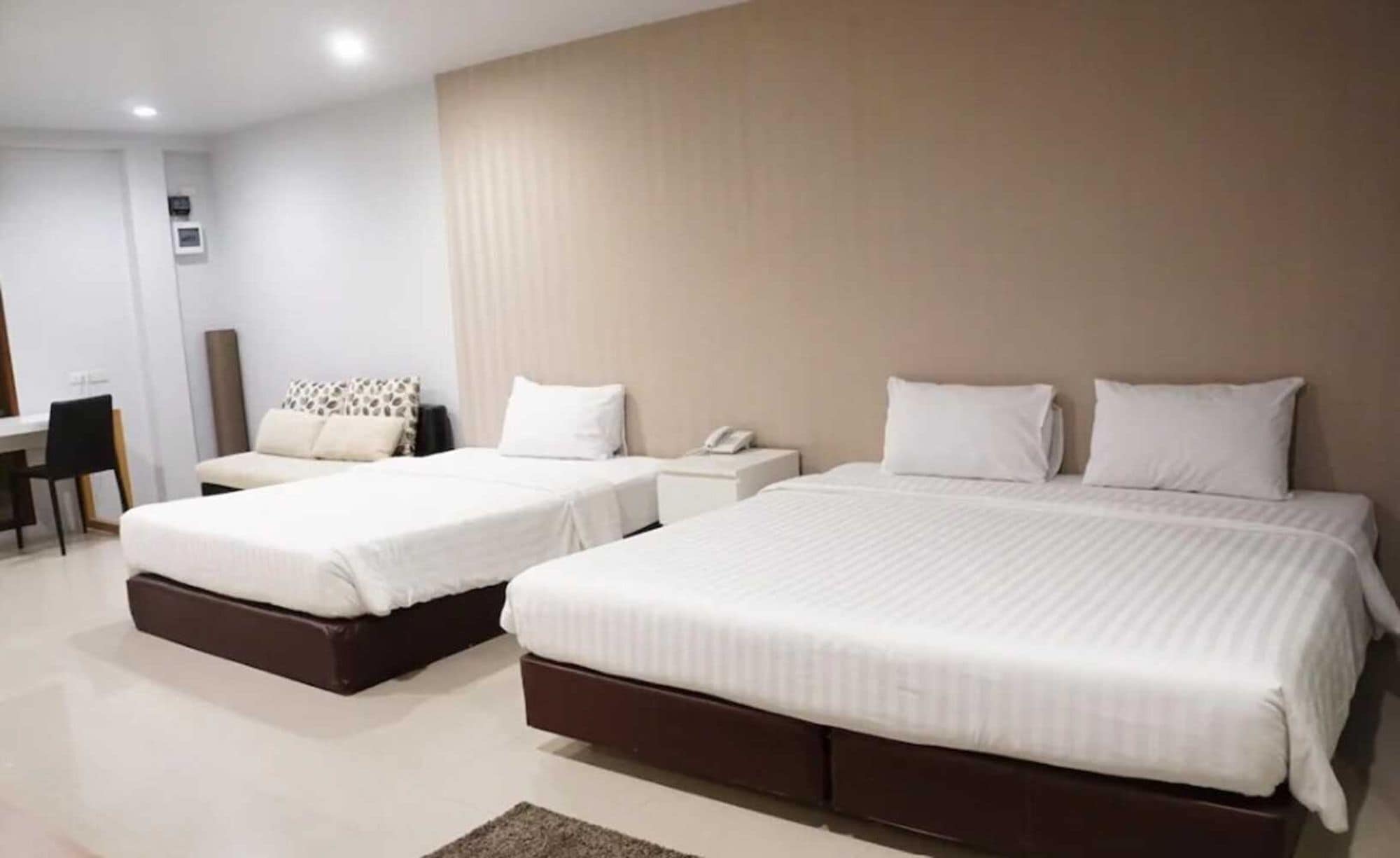 Kamar Triple Superior | Meja kerja, Wi-Fi gratis, dan seprai linen
