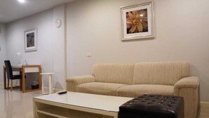 Doppia Superior | Una scrivania, Wi-Fi gratuito, lenzuola