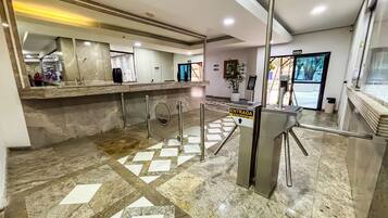 Apartment | Lobby