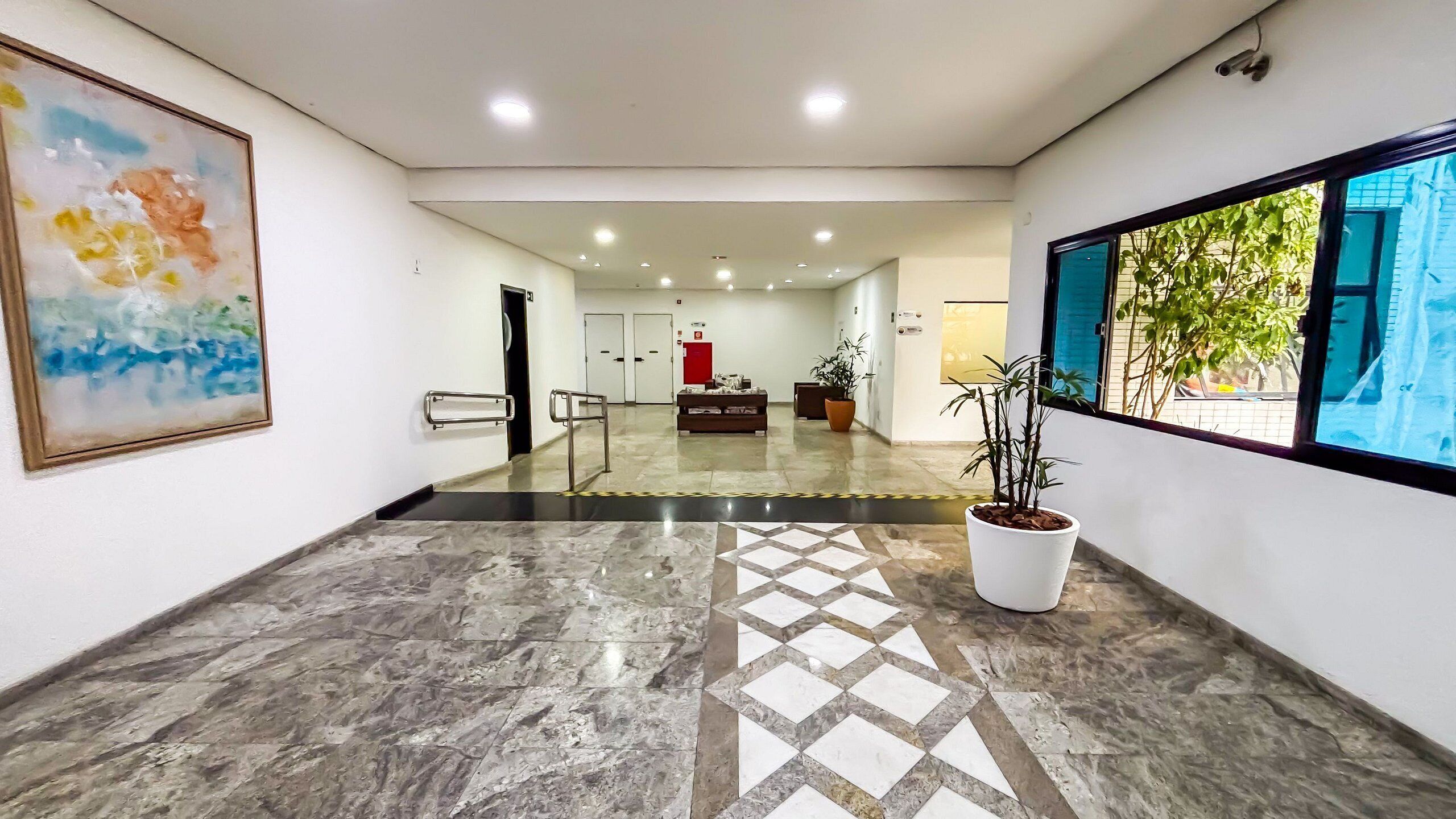 Apartment | Lobby