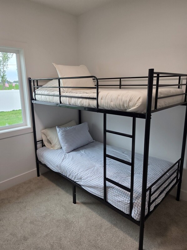Desk, iron/ironing board, travel crib, WiFi
