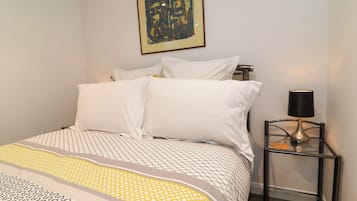 2 bedrooms, WiFi (free), individually decorated, individually furnished