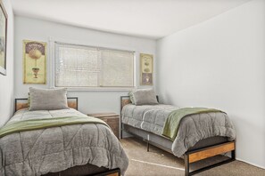 Caja de seguridad en la habitación, wifi gratis y ropa de cama 