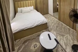 Room - Deluxe Studio Suite, Kitchenette, Garden View (Lagos)