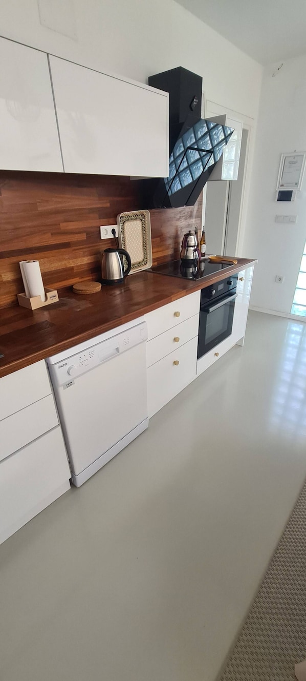 Villa, 3 Bedrooms, Patio | Interior