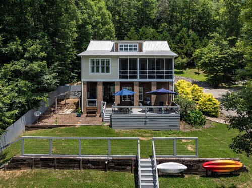 Gather at Smith Lake | Boat Ramp | Sleeps up to 10 | Crane Hill lakefront home
