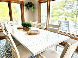 Dining - Ultimate Norris: Newly listed gem!  Private 
dock and year-round open water (LaFollette)