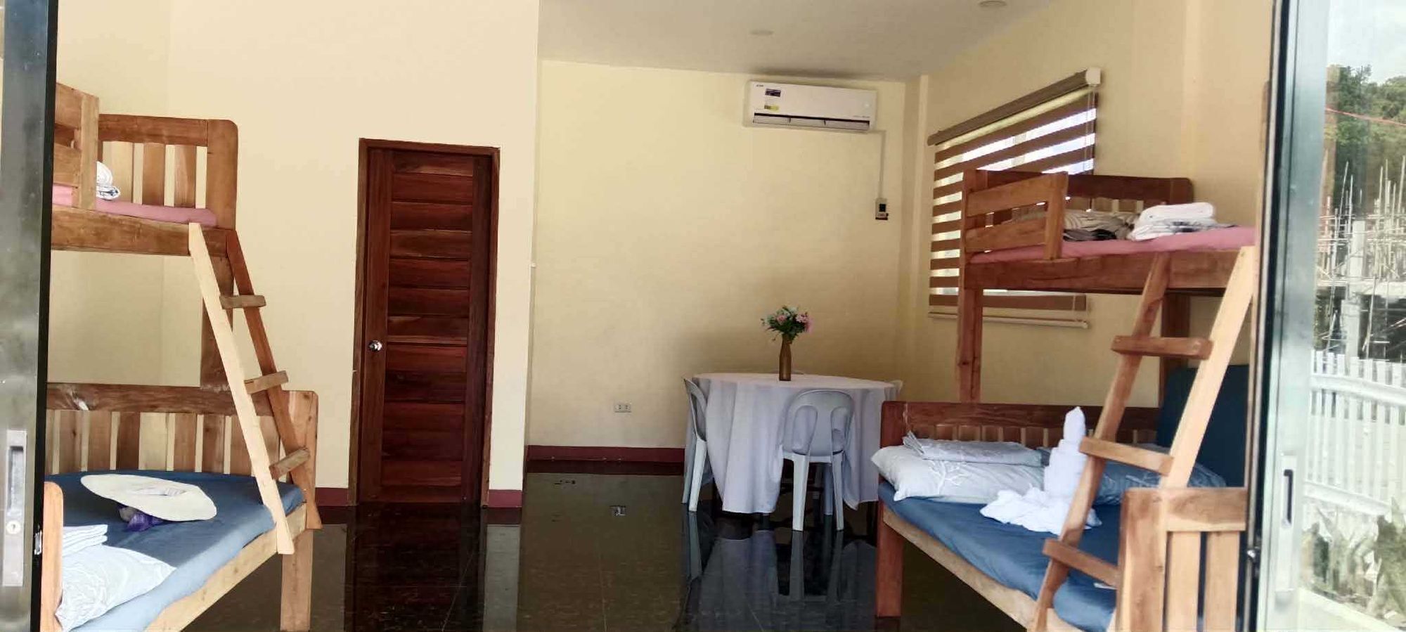 Villa Bunk Bed for 6 Pax