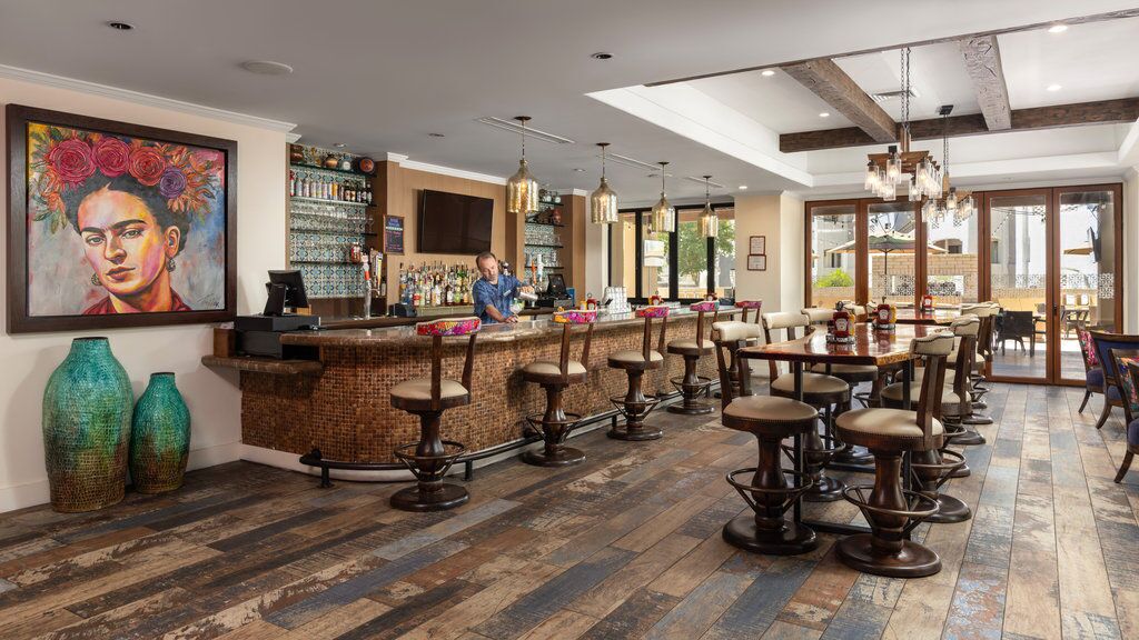 Bar (in der Unterkunft)