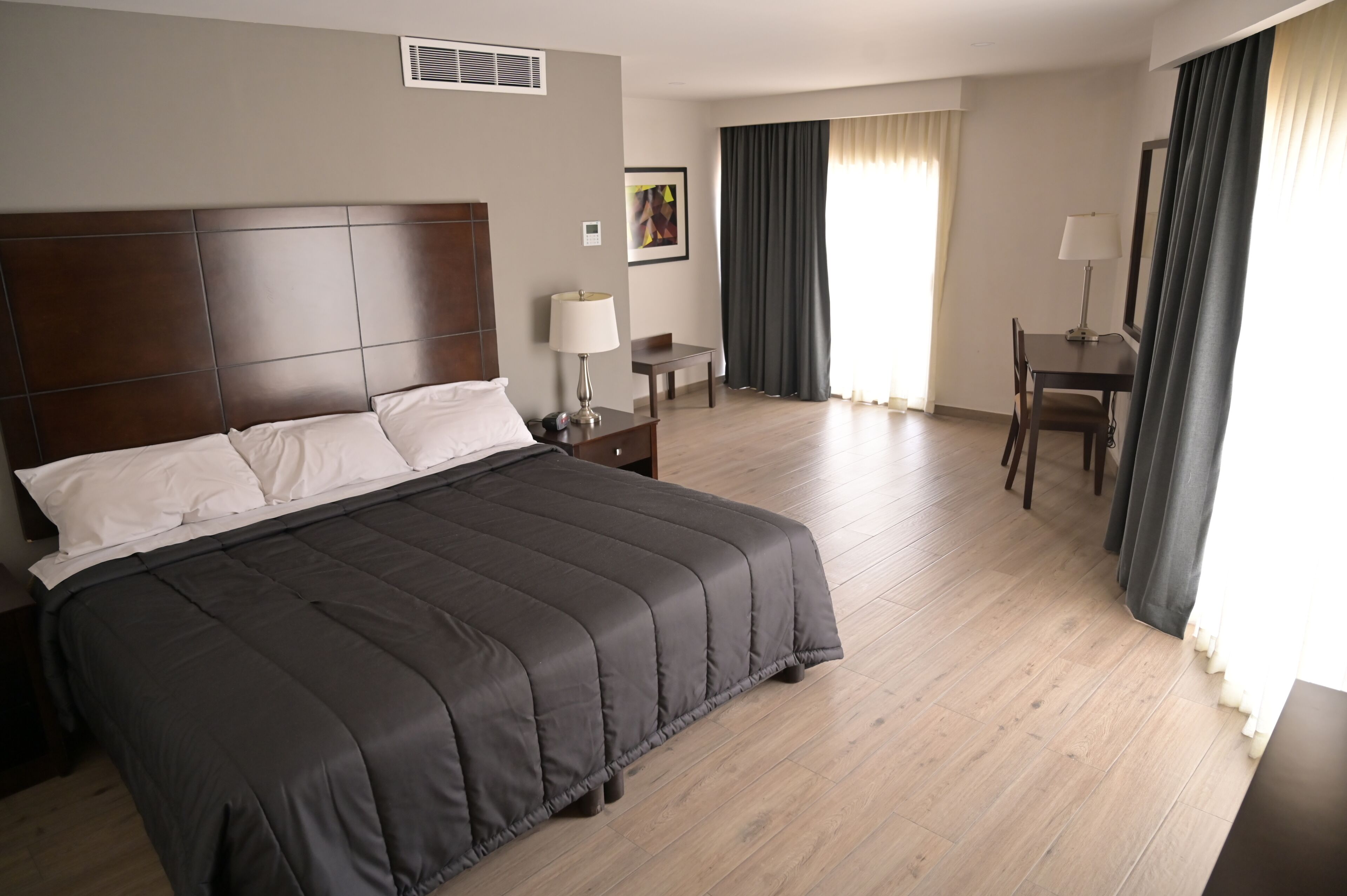 Basic Room | In-room safe, desk, laptop workspace, iron/ironing board