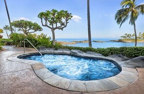 Pool - Penthouse, Ocean View, Marriott Ko 'Olina Beach Resort; Dec 26 - Jan 2 only (Ko Olina)