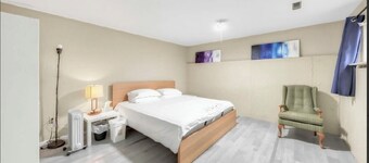 Spacious house near ferry