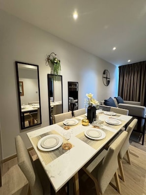 Apartament, 2 dormitoris, accessible, fumadors | Menjador