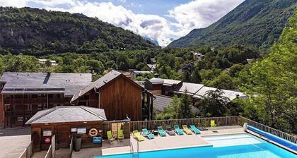 Aux portes du domaine skiable | Piscine sur place