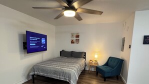 Room - Charming studio with AC in the heart of Little Rock (Little Rock)