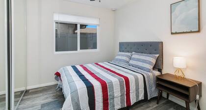 Spacious 4-bedroom house in peaceful Chino with AC