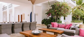 Private Luxury Beach 6BR Villa25 CapCana