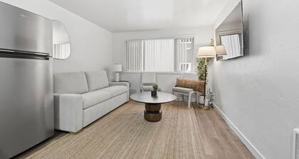 Fresh Remodel Near UO & Hayward Field