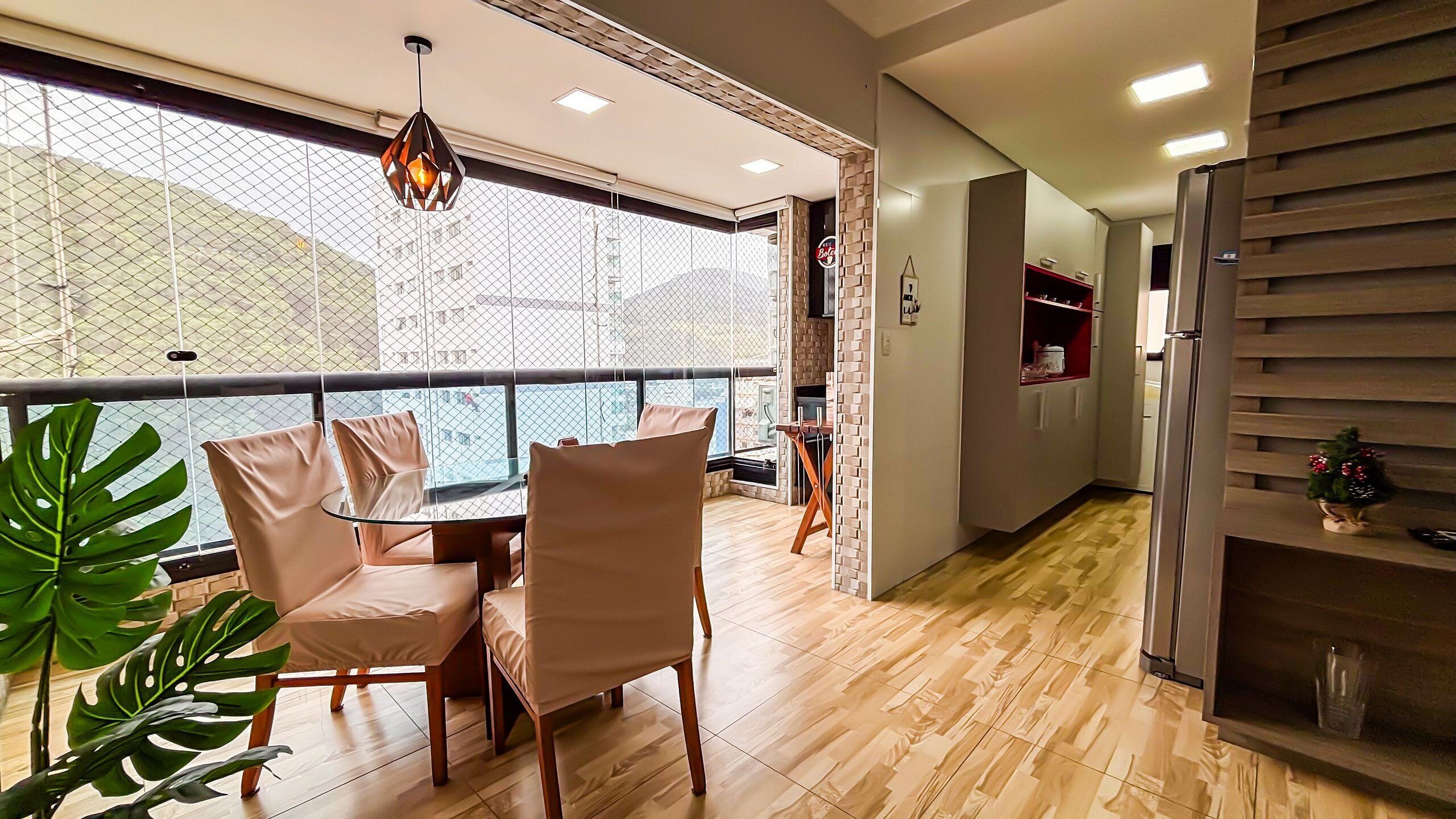 Apartment | Dining