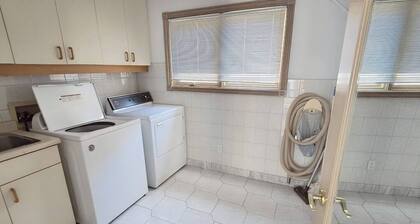 Spacious, Peaceful & Perfectly Located - 4BR,4BA