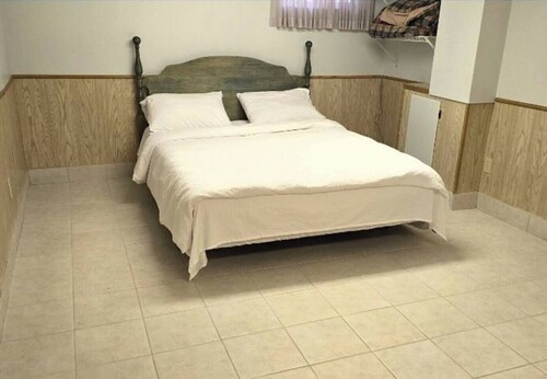 Spacious, Peaceful & Perfectly Located - 4BR,4BA