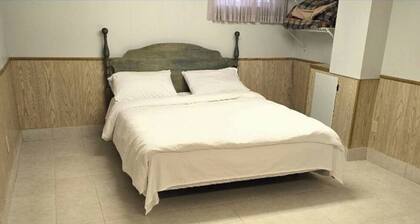Spacious, Peaceful & Perfectly Located - 4BR,4BA
