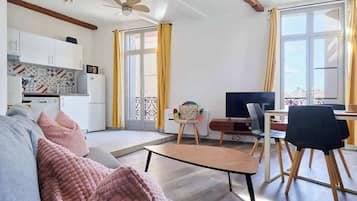TV, offices