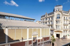 Exterior - Elegant flat with Les Halles View & AC (Tourcoing)