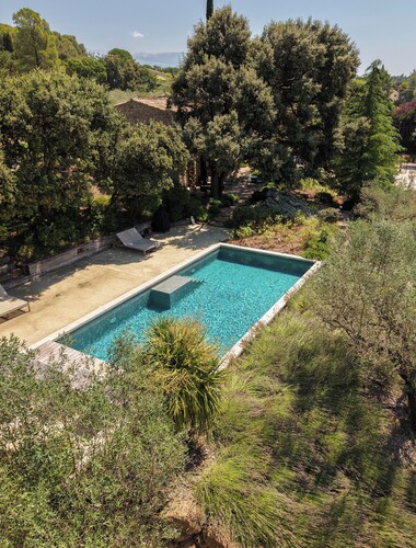 Enjoyable 3-bedroom mas in charming Puyméras for your getaway