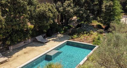Enjoyable 3-bedroom mas in charming Puyméras for your getaway