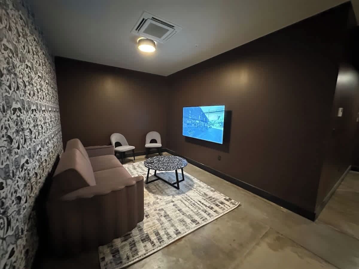 TV