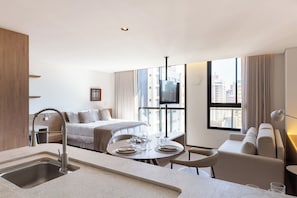 Elite Apartment, 1 King Bed with Sofa bed, Kitchen, City View | City view